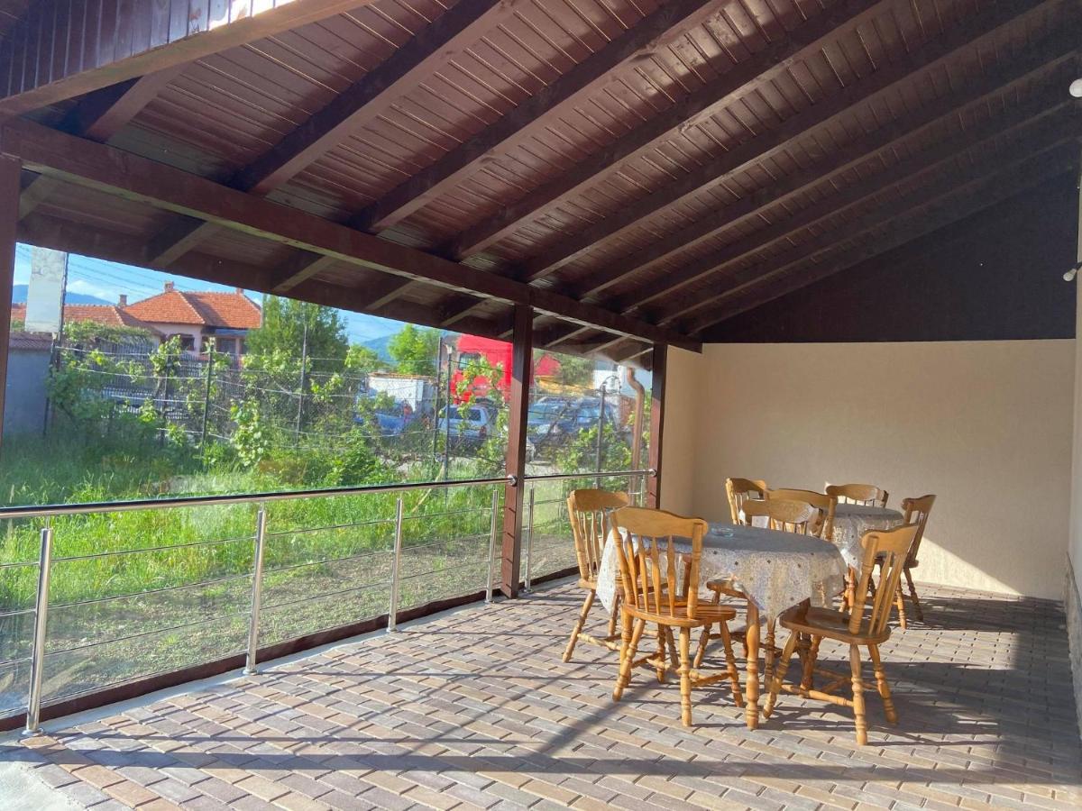 Pensiunea Casa Deny Novaci-Străini Exterior foto